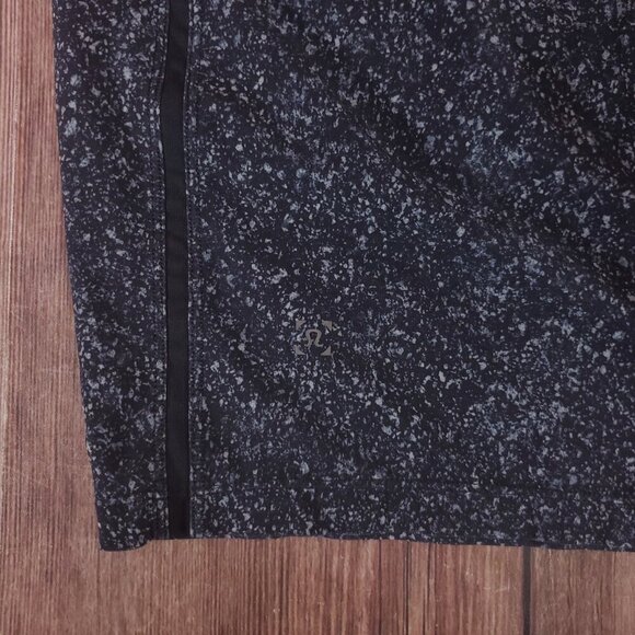 *READ* Lululemon Mens L Pace Breaker Short 9" Linerless Inked Light Cast Black - Picture 11 of 16